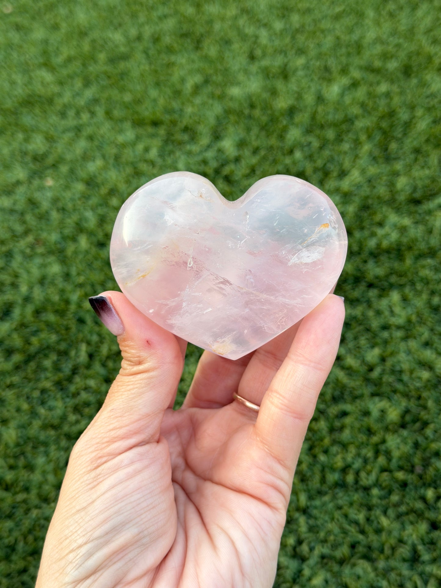 Rose quartz heart