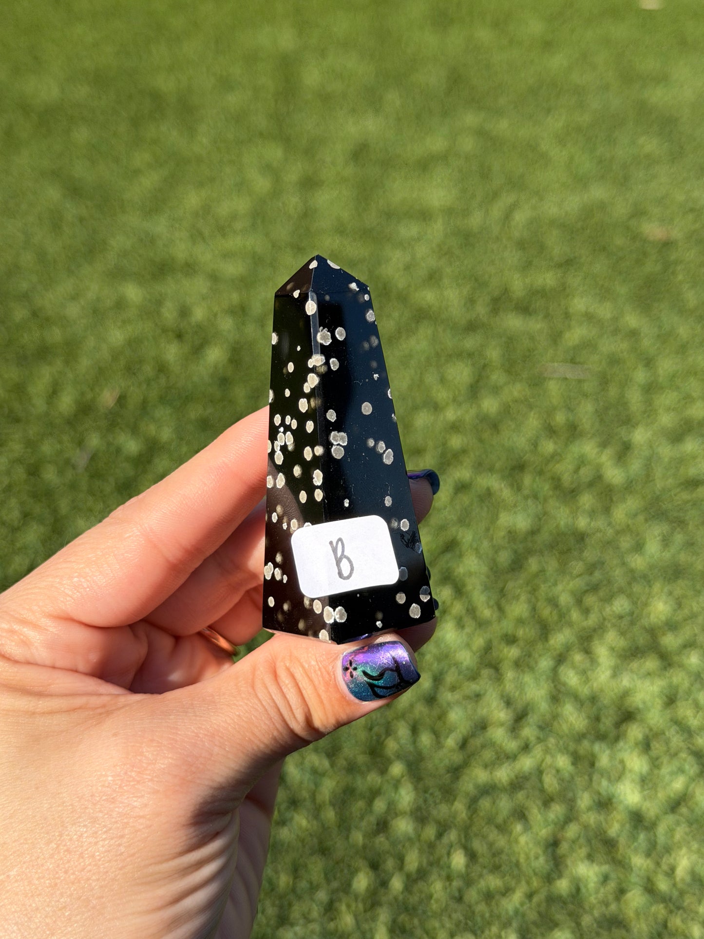 Stardust Obsidian Small Obelisks