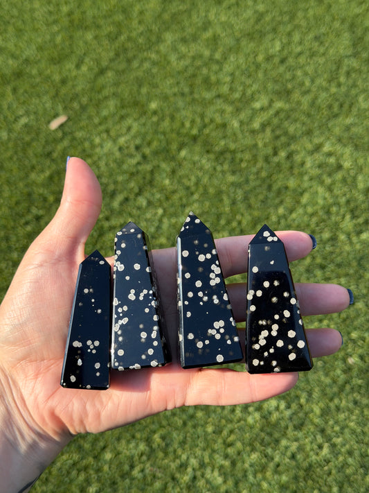 Stardust Obsidian Small Obelisks