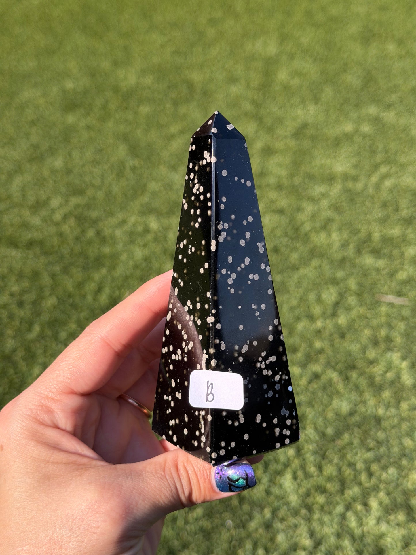 Stardust Obsidian Large Obelisks