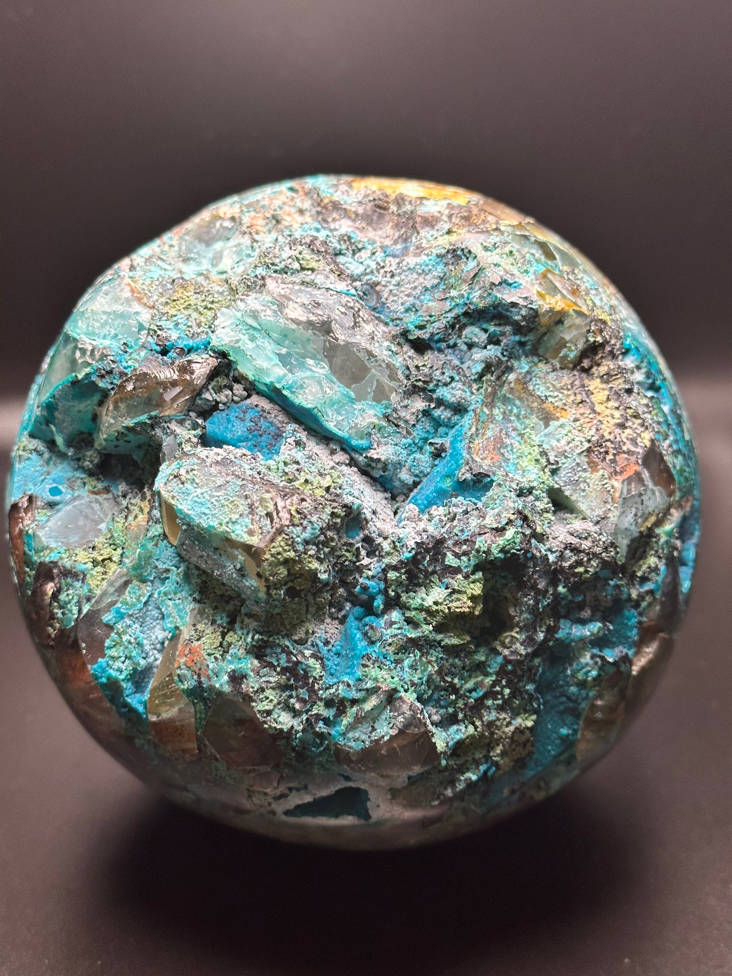 Chrysocolla in Quartz