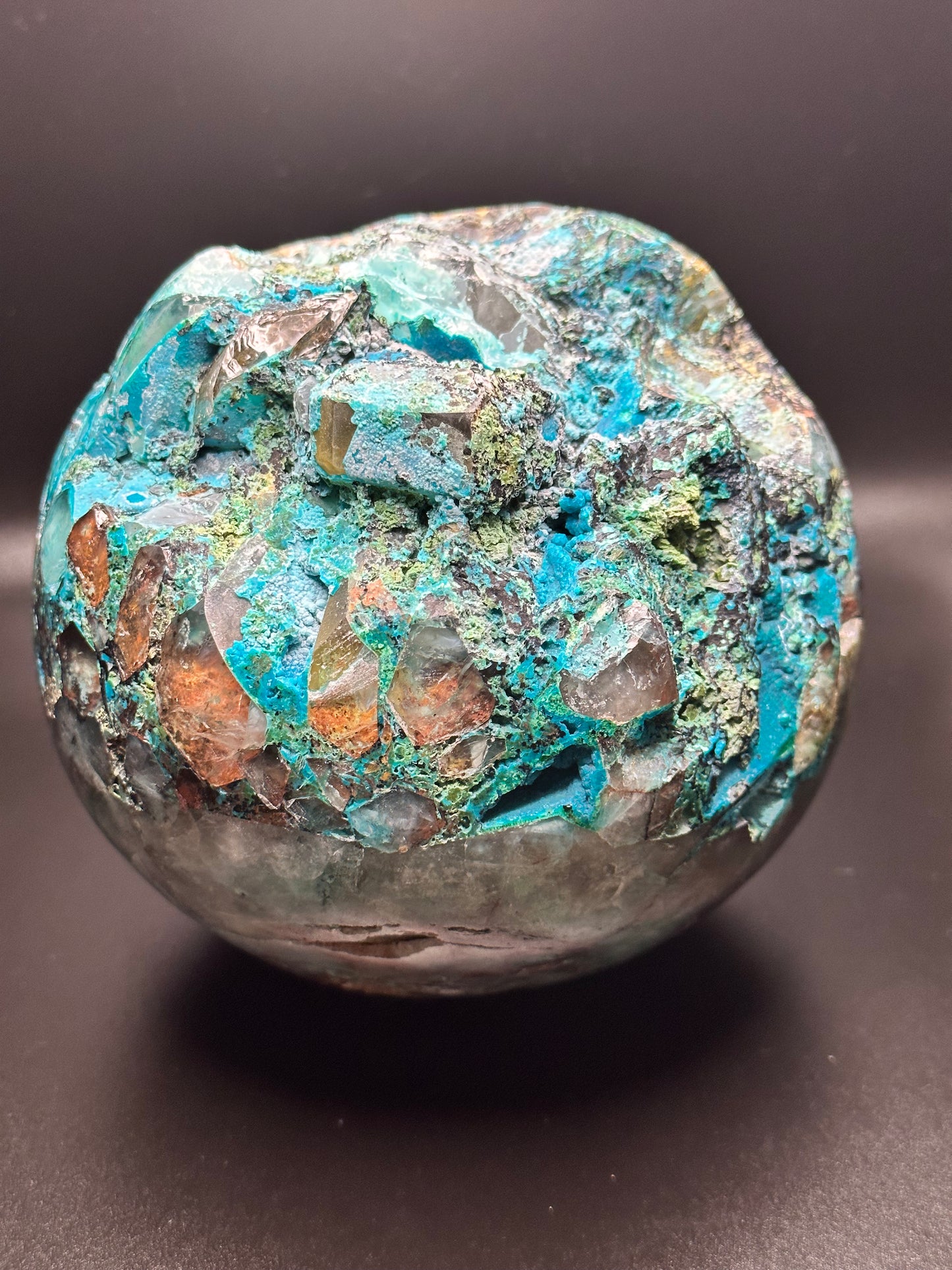 Chrysocolla in Quartz
